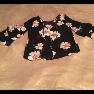 Floral Ruffle Bell Sleeved Blouse